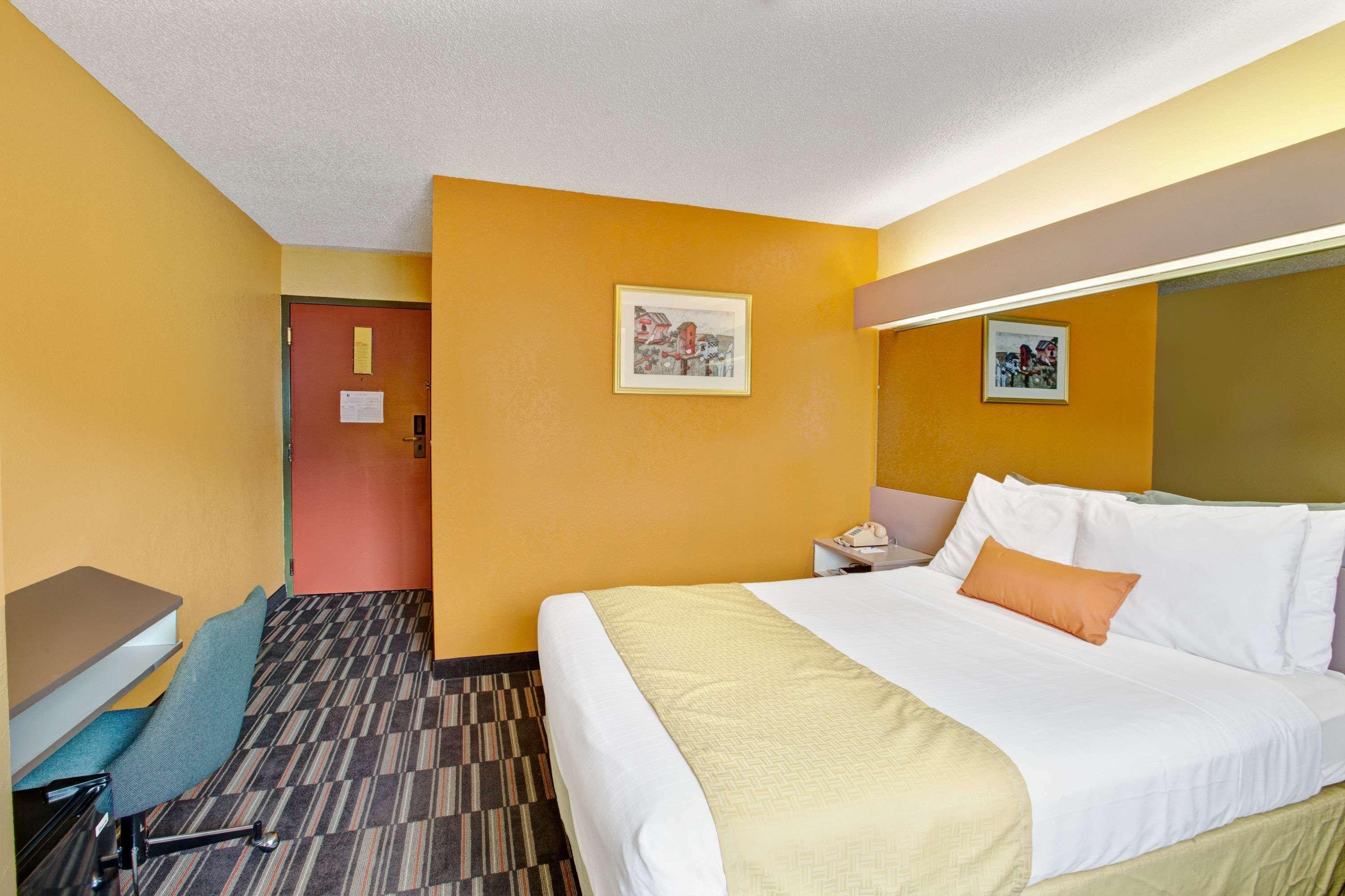 Microtel Inn & Suites By Wyndham Gatlinburg Exterior foto
